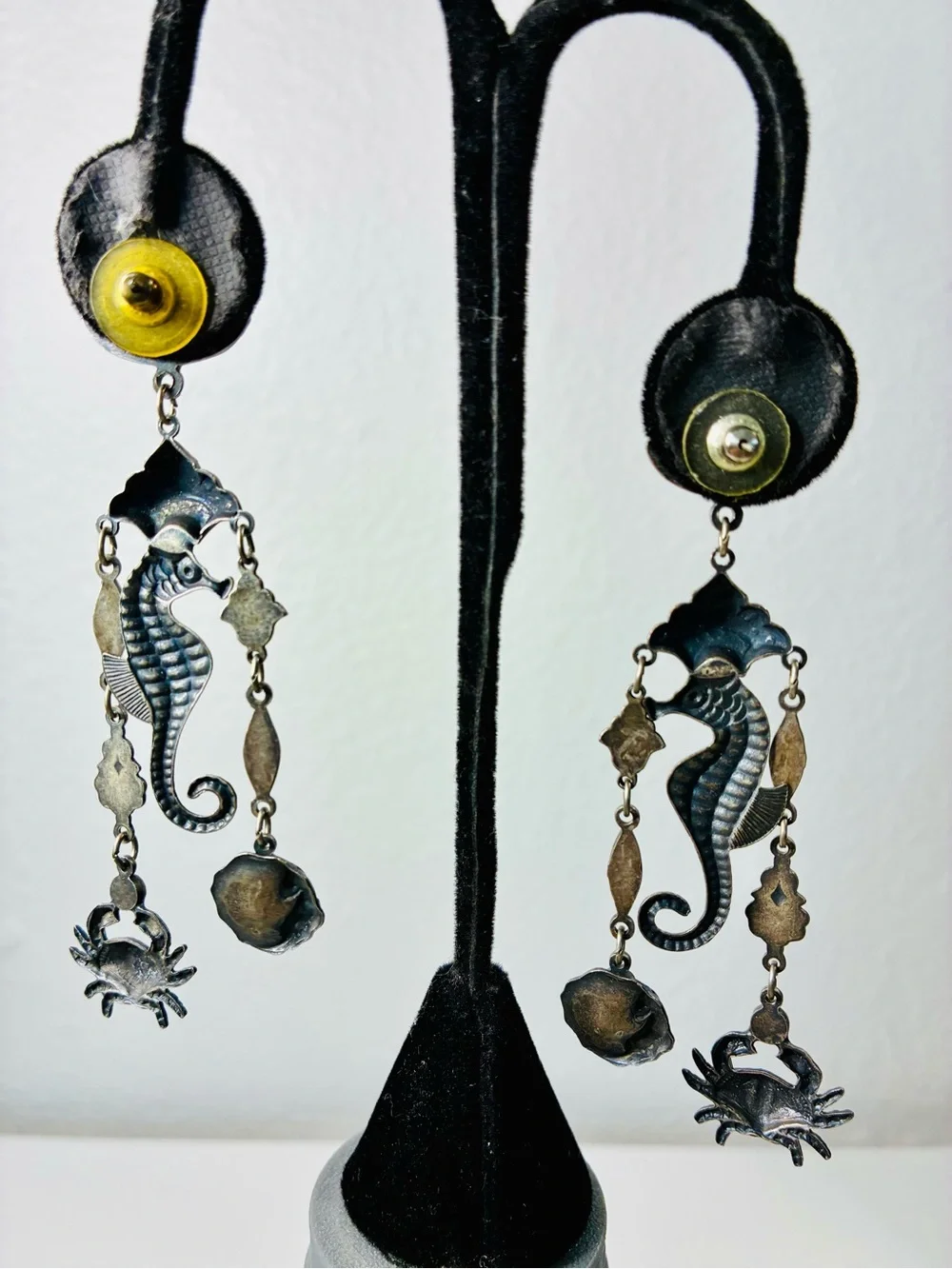 VTG Banana Bob Art Deco Style Sea Horse Dangling Chandelier Pierced Earrings EUC